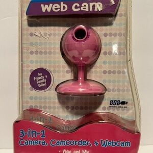 Cyber Gear WebCam 3-in-1 camera camcorder and WebCam Vintage Unopened